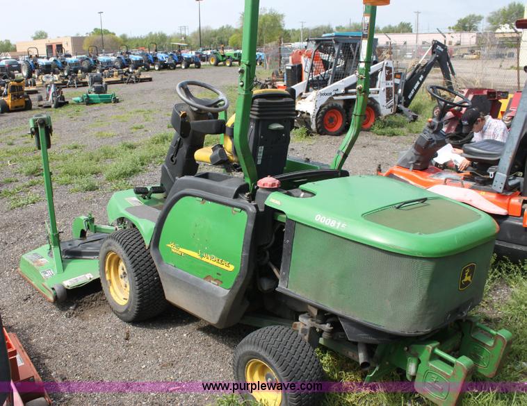image for item 6245 2005 John Deere 9610 riding lawn mower