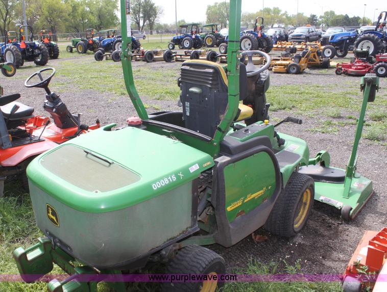 image for item 6245 2005 John Deere 9610 riding lawn mower
