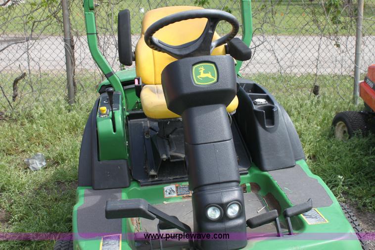 image for item 6245 2005 John Deere 9610 riding lawn mower