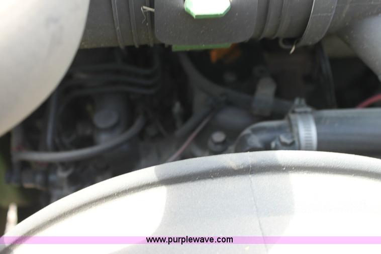 image for item 6245 2005 John Deere 9610 riding lawn mower