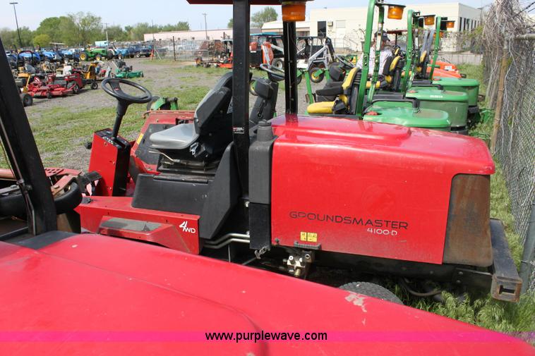 image for item 6251 2003 Toro Groundsmaster 4100-D riding lawn mower