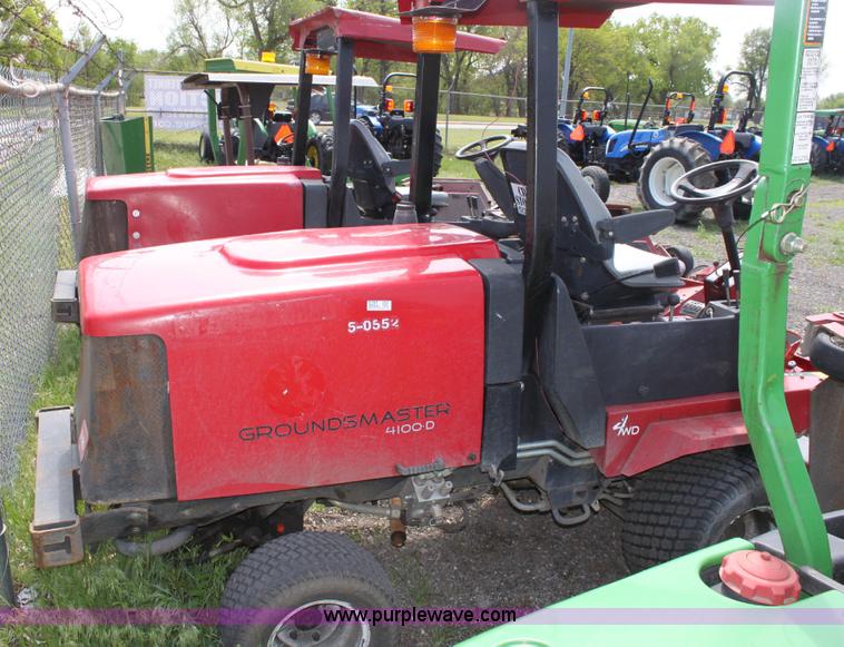 image for item 6251 2003 Toro Groundsmaster 4100-D riding lawn mower