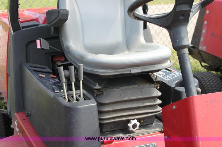 image for item 6251 2003 Toro Groundsmaster 4100-D riding lawn mower