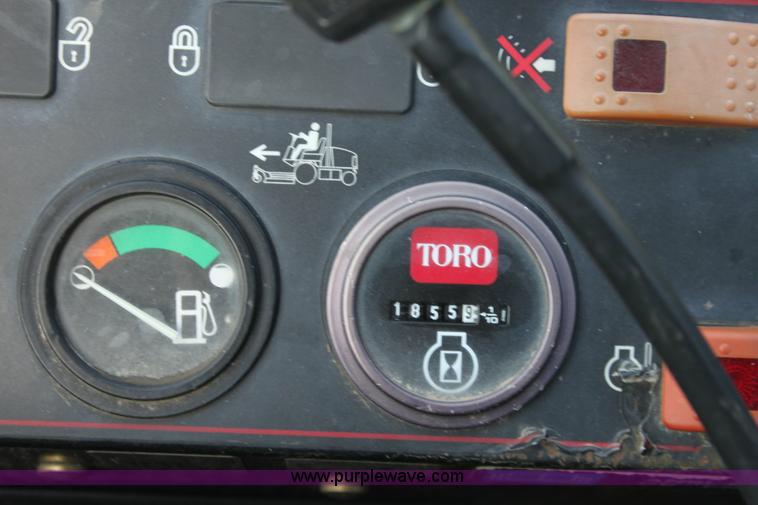 image for item 6251 2003 Toro Groundsmaster 4100-D riding lawn mower