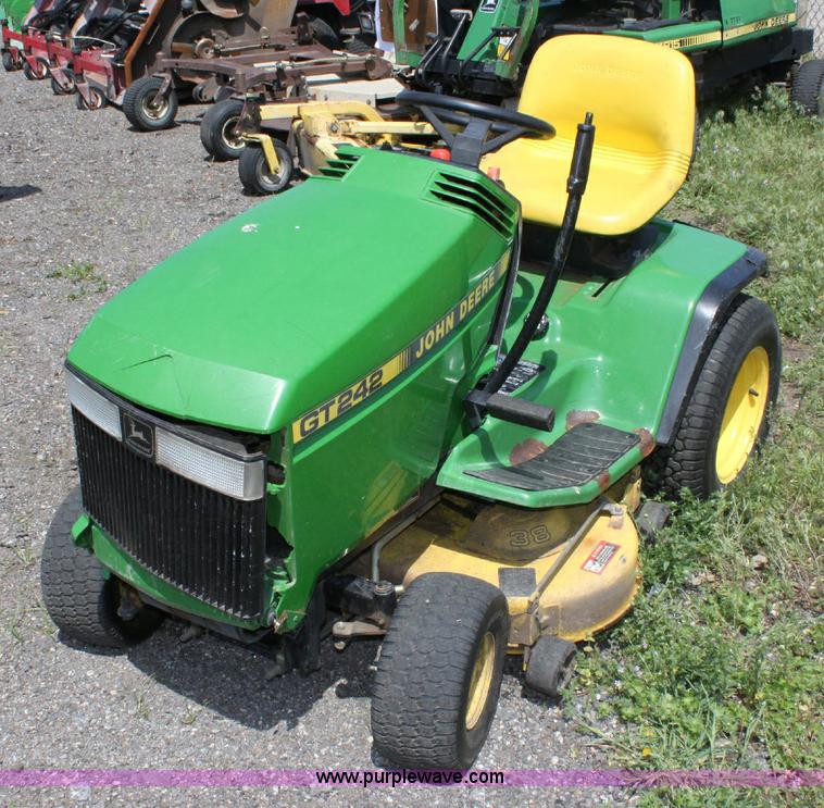 image for item 6255 John Deere GT242 riding lawn mower
