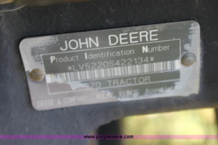 image for item 6256 2004 John Deere 5220 tractor