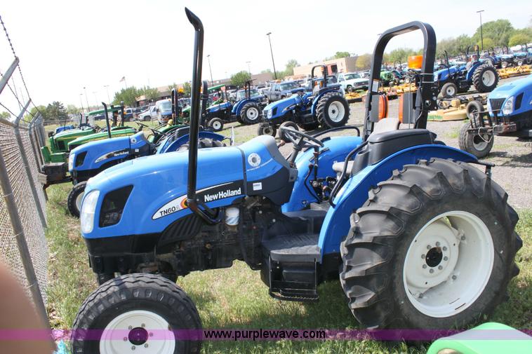 image for item 6257 2007 New Holland TN60A tractor