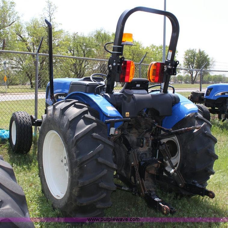 image for item 6257 2007 New Holland TN60A tractor