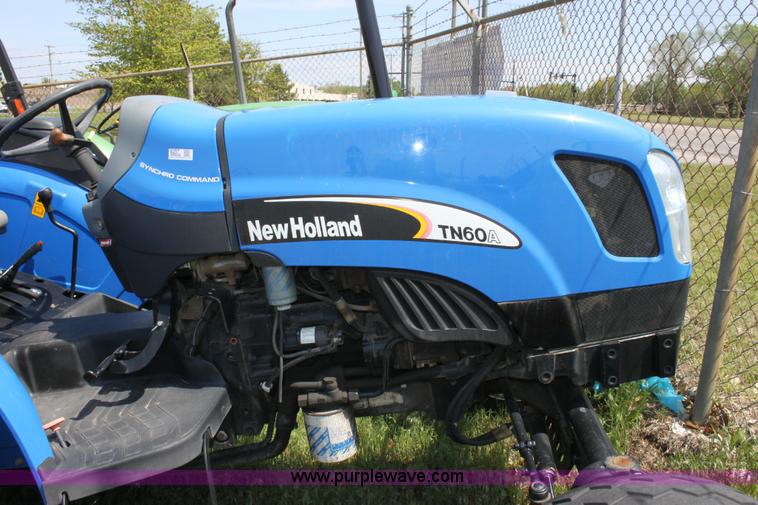 image for item 6257 2007 New Holland TN60A tractor