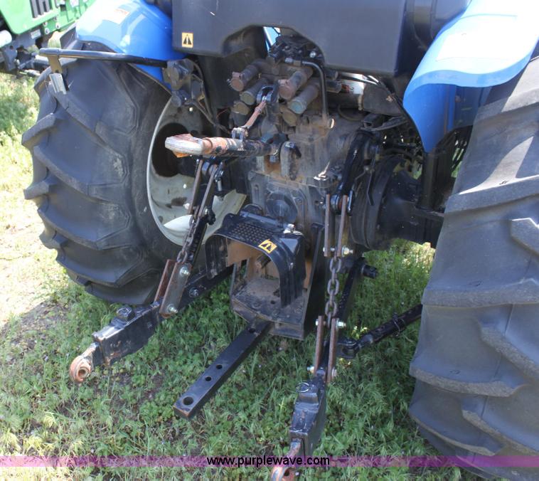 image for item 6257 2007 New Holland TN60A tractor