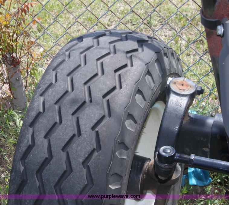 image for item 6257 2007 New Holland TN60A tractor