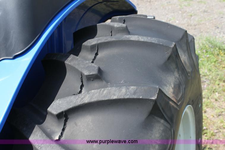 image for item 6257 2007 New Holland TN60A tractor