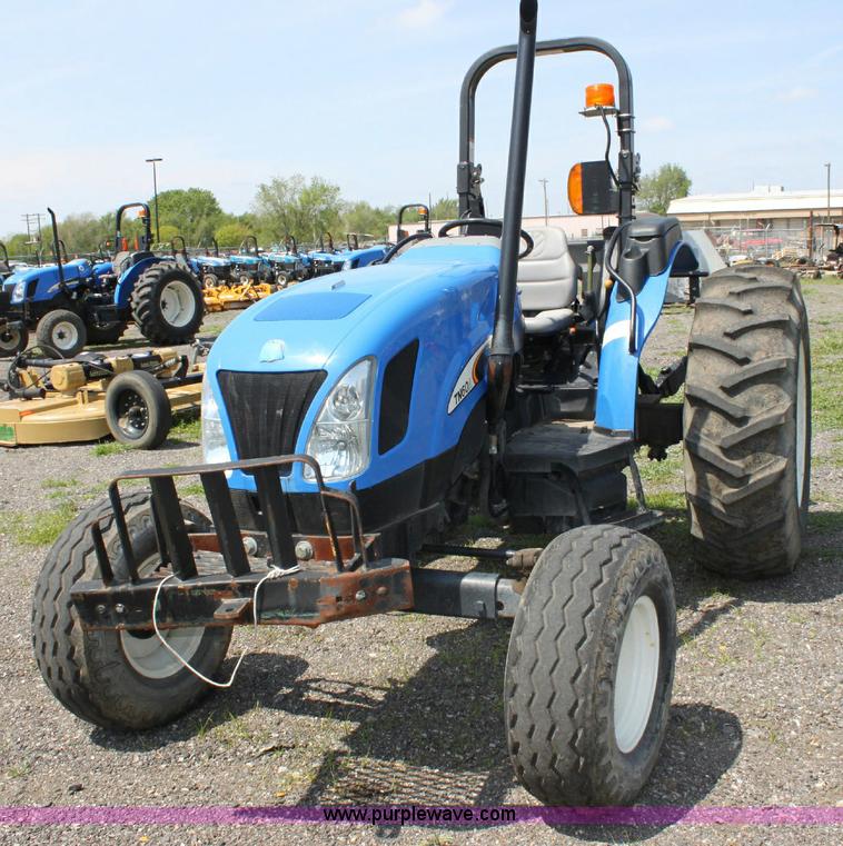 image for item 6258 2007 New Holland TN60A tractor