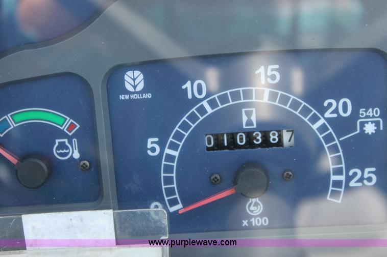 image for item 6258 2007 New Holland TN60A tractor