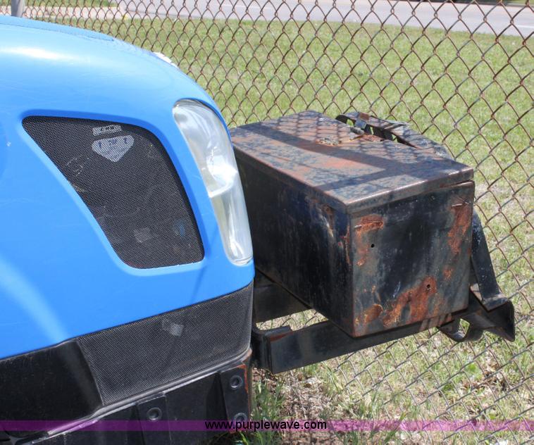image for item 6259 2007 New Holland TN60A tractor