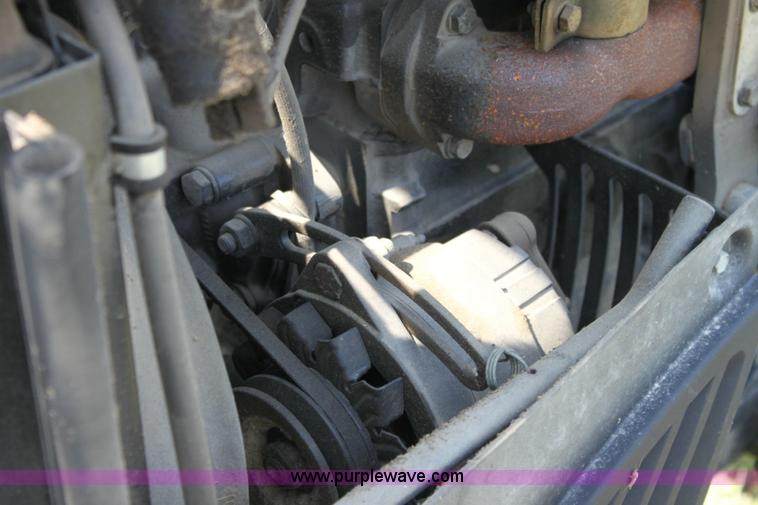 image for item 6259 2007 New Holland TN60A tractor