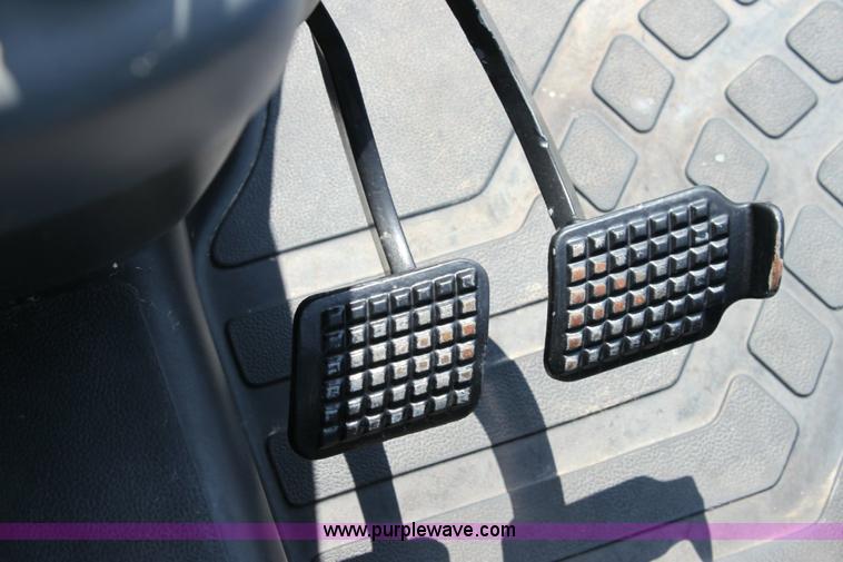 image for item 6259 2007 New Holland TN60A tractor