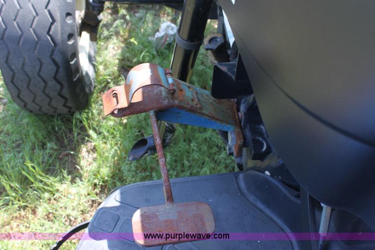 image for item 6259 2007 New Holland TN60A tractor