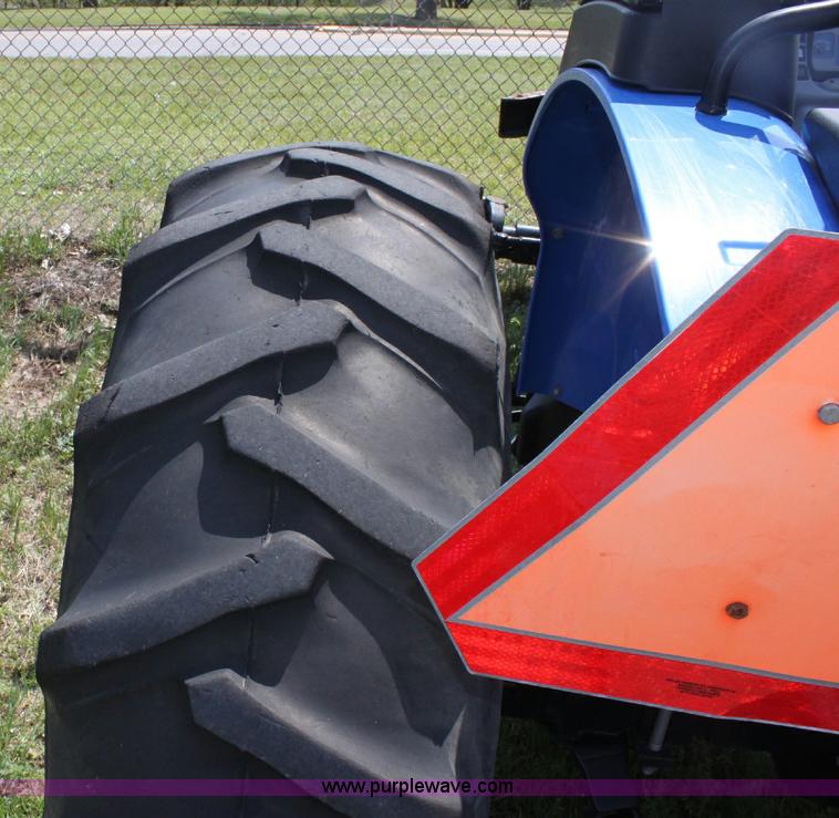 image for item 6259 2007 New Holland TN60A tractor