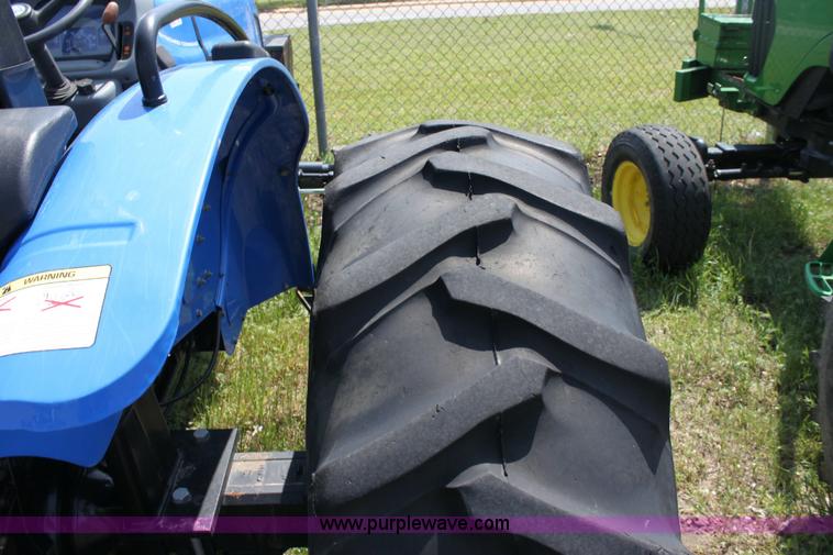image for item 6259 2007 New Holland TN60A tractor