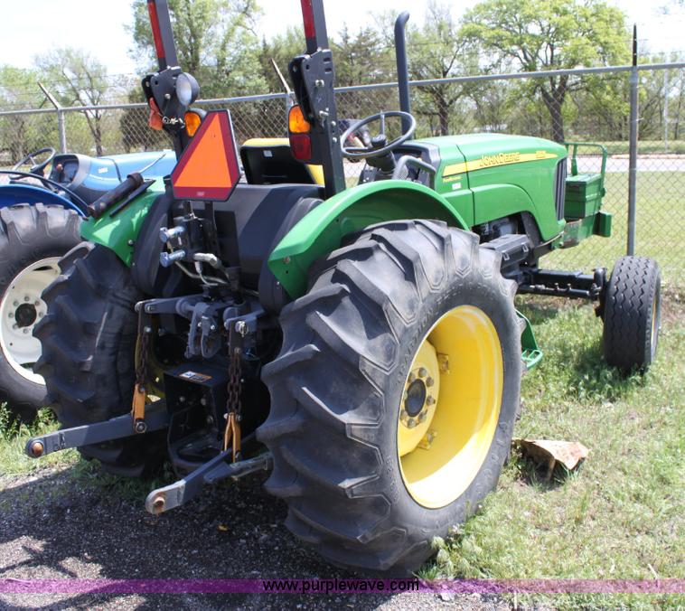 image for item 6260 2007 John Deere 5225 tractor