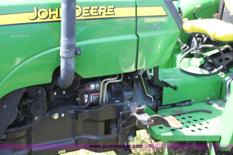 image for item 6260 2007 John Deere 5225 tractor