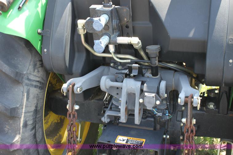 image for item 6260 2007 John Deere 5225 tractor