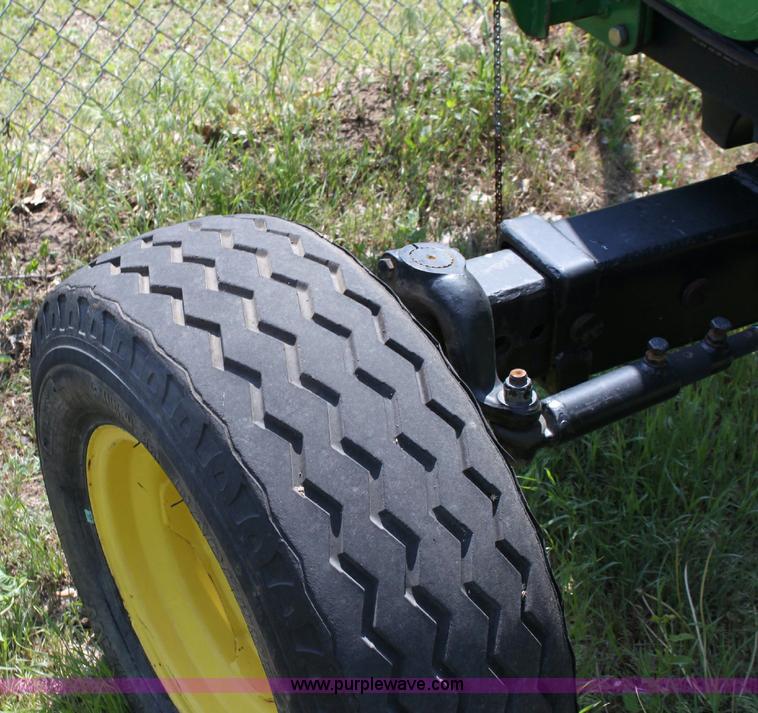 image for item 6260 2007 John Deere 5225 tractor