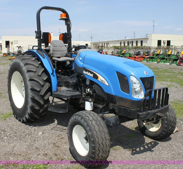 image for item 6261 2007 New Holland TN60A tractor
