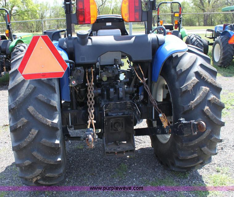 image for item 6261 2007 New Holland TN60A tractor
