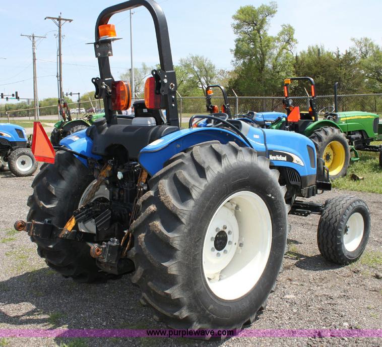 image for item 6261 2007 New Holland TN60A tractor