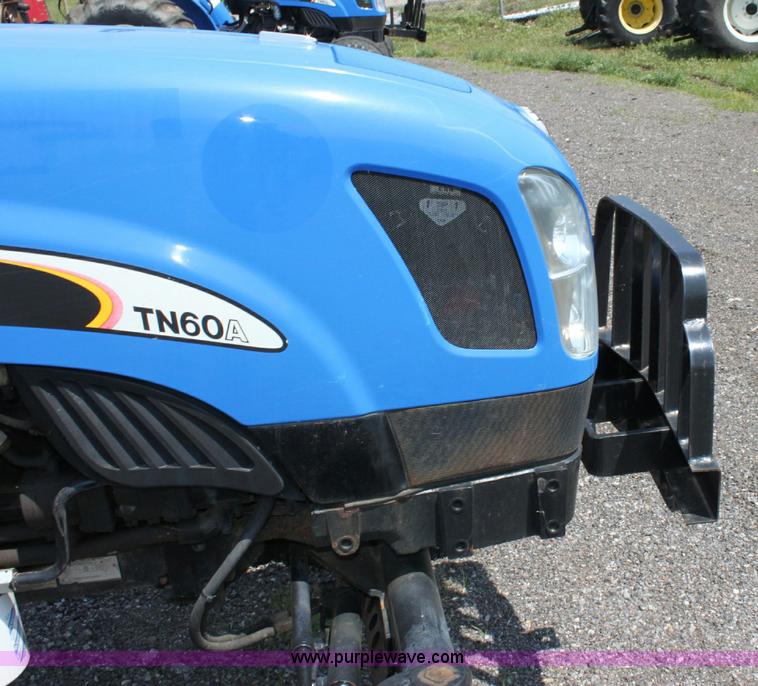 image for item 6261 2007 New Holland TN60A tractor