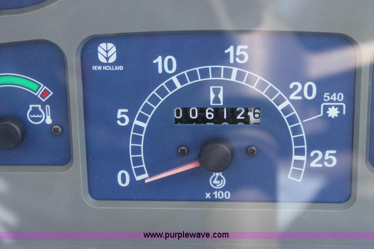 image for item 6261 2007 New Holland TN60A tractor