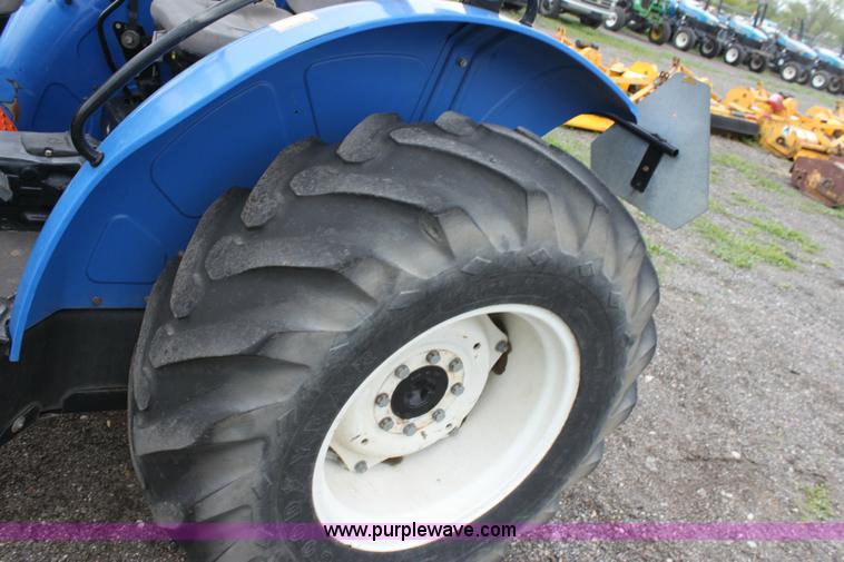 image for item 6263 2003 New Holland TN55 tractor