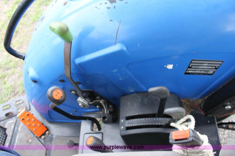 image for item 6263 2003 New Holland TN55 tractor