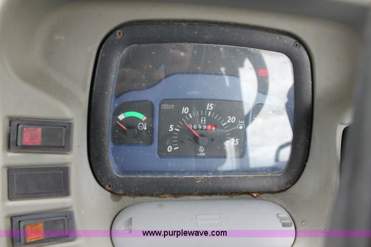 image for item 6263 2003 New Holland TN55 tractor