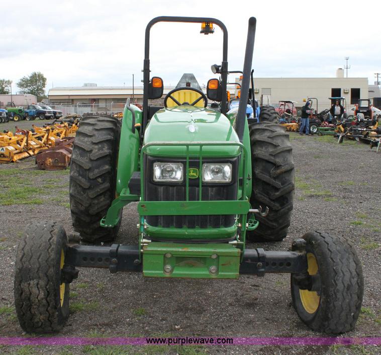 image for item 6264 2007 John Deere 5225 tractor