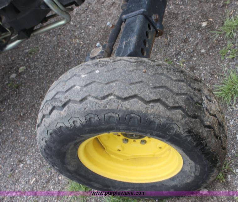 image for item 6264 2007 John Deere 5225 tractor