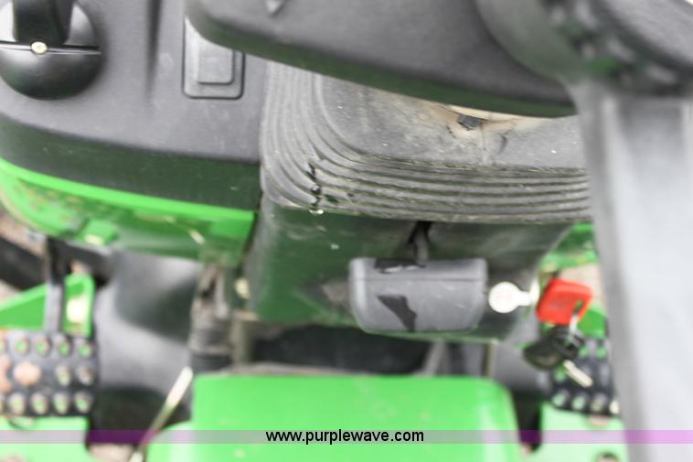 image for item 6264 2007 John Deere 5225 tractor