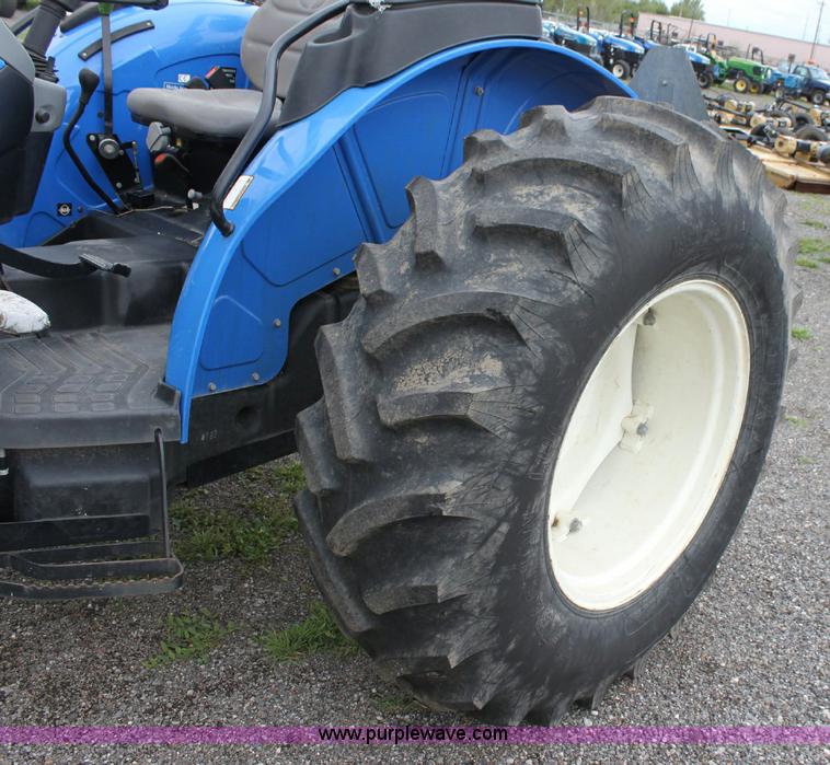 image for item 6265 2007 New Holland TN60A tractor