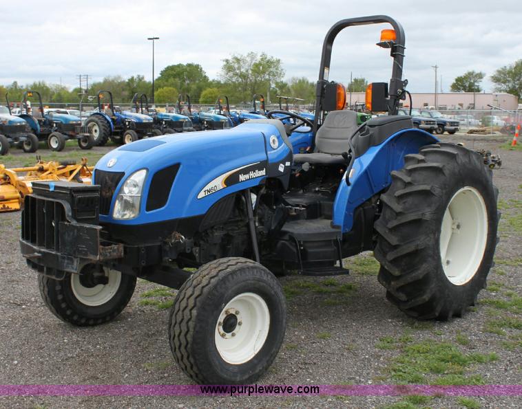 image for item 6266 2007 New Holland TN60A tractor