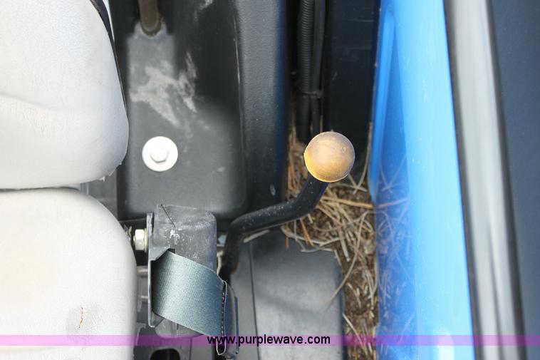 image for item 6266 2007 New Holland TN60A tractor