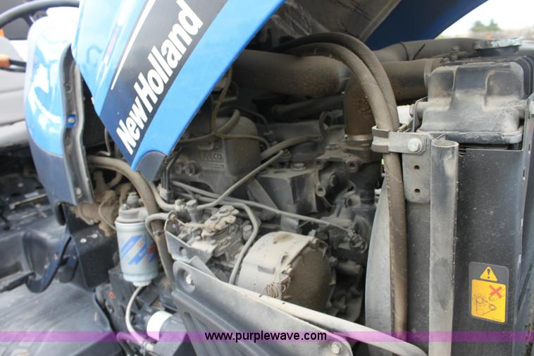 image for item 6266 2007 New Holland TN60A tractor