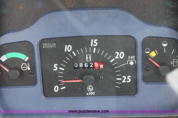 image for item 6267 2003 New Holland TN55 tractor