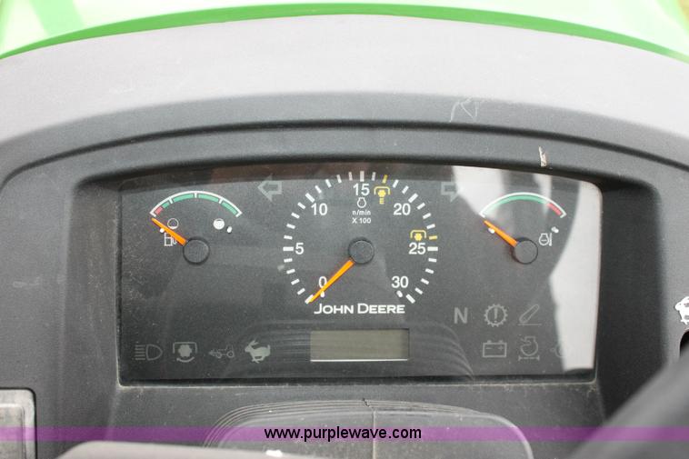 image for item 6268 2007 John Deere 5225 tractor