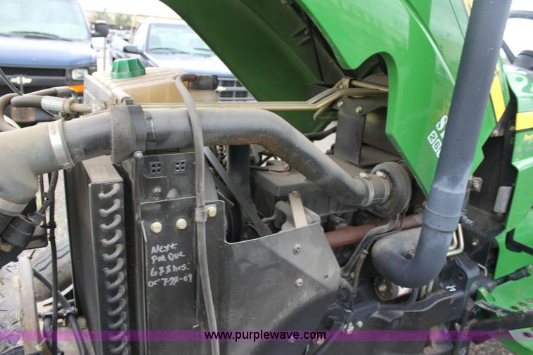 image for item 6268 2007 John Deere 5225 tractor