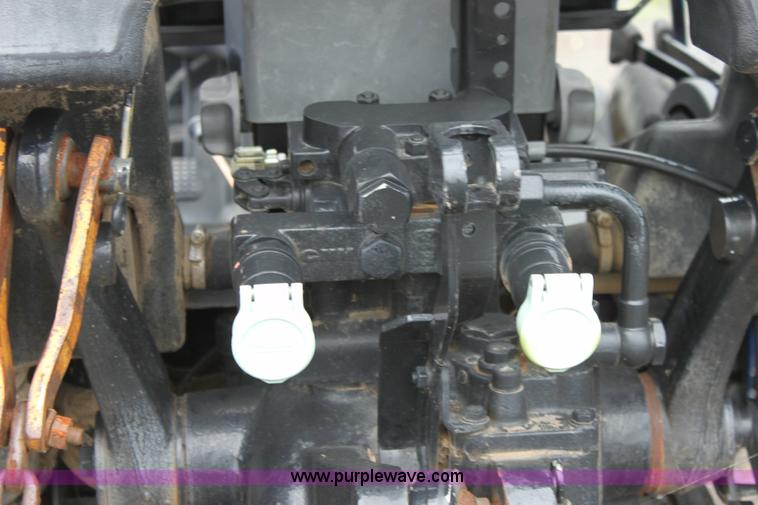 image for item 6269 2007 New Holland TN60A tractor