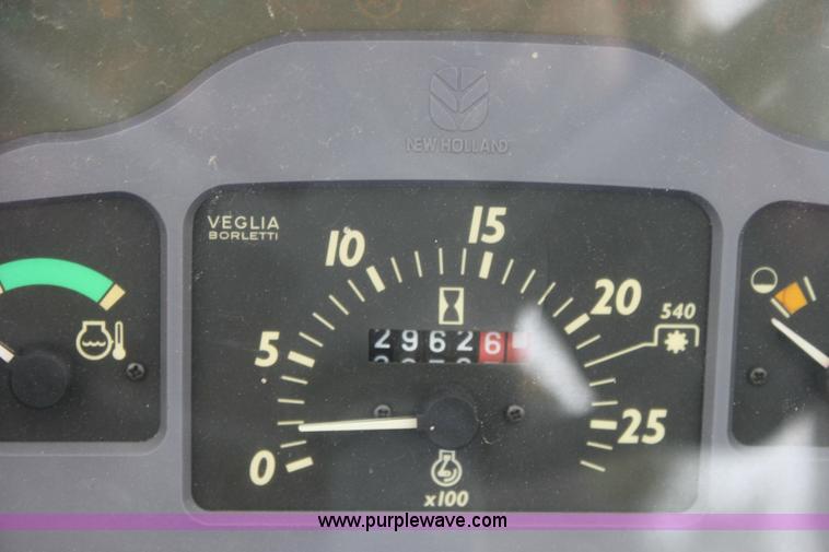 image for item 6277 2000 New Holland TN55 tractor