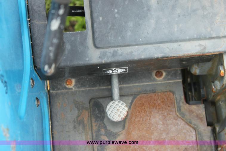 image for item 6278 2000 New Holland TN55 tractor