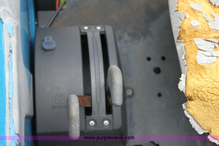 image for item 6279 2000 New Holland TN55 tractor